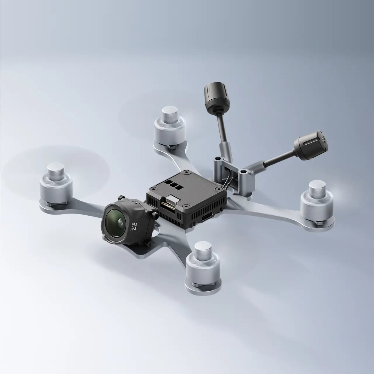 DJI O4 Air Unit Pro з камерою і двома антенами, встановлений на чистій FPV-рамі